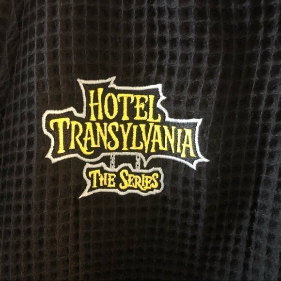NWOT Terrytown HOTEL TRANSYLVANIA Black Robe One Size - Picture 6 of 12